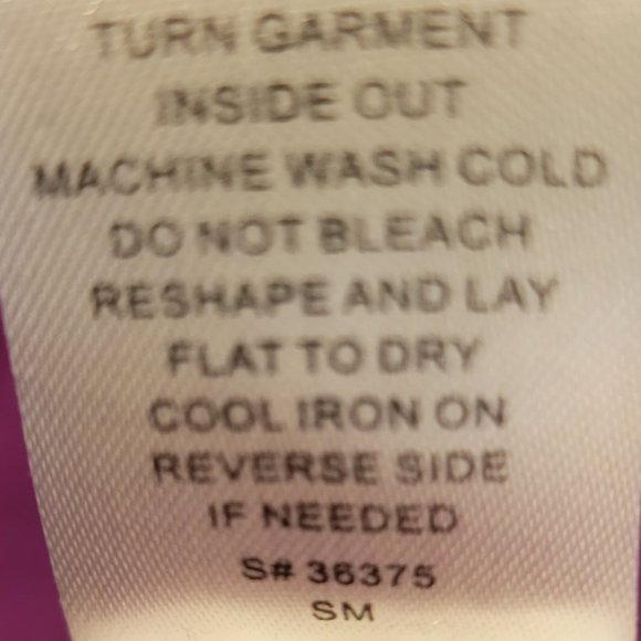 Takeout magenta with black lace button crop cardigan sweater Sz: S - Picture 7 of 7